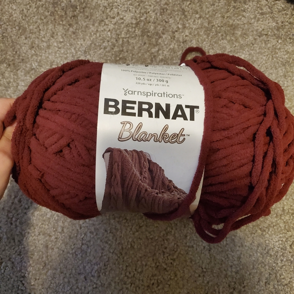 🥰Purple Plum Skein of Yarn🥰